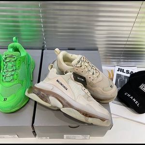 Balenciaga Casual Shoes For Men & Women